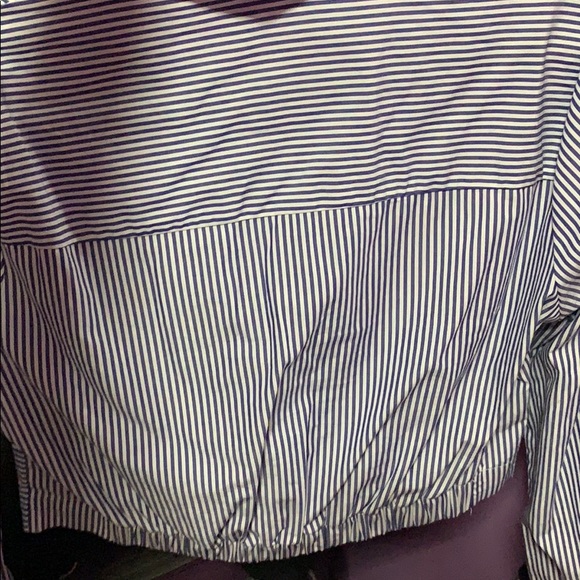 Cropped button down - Picture 2 of 3